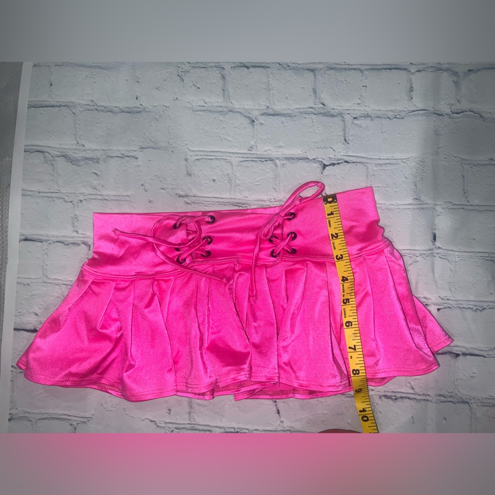 Pink Ruffled  Mini Skirt - Picture 2 of 4